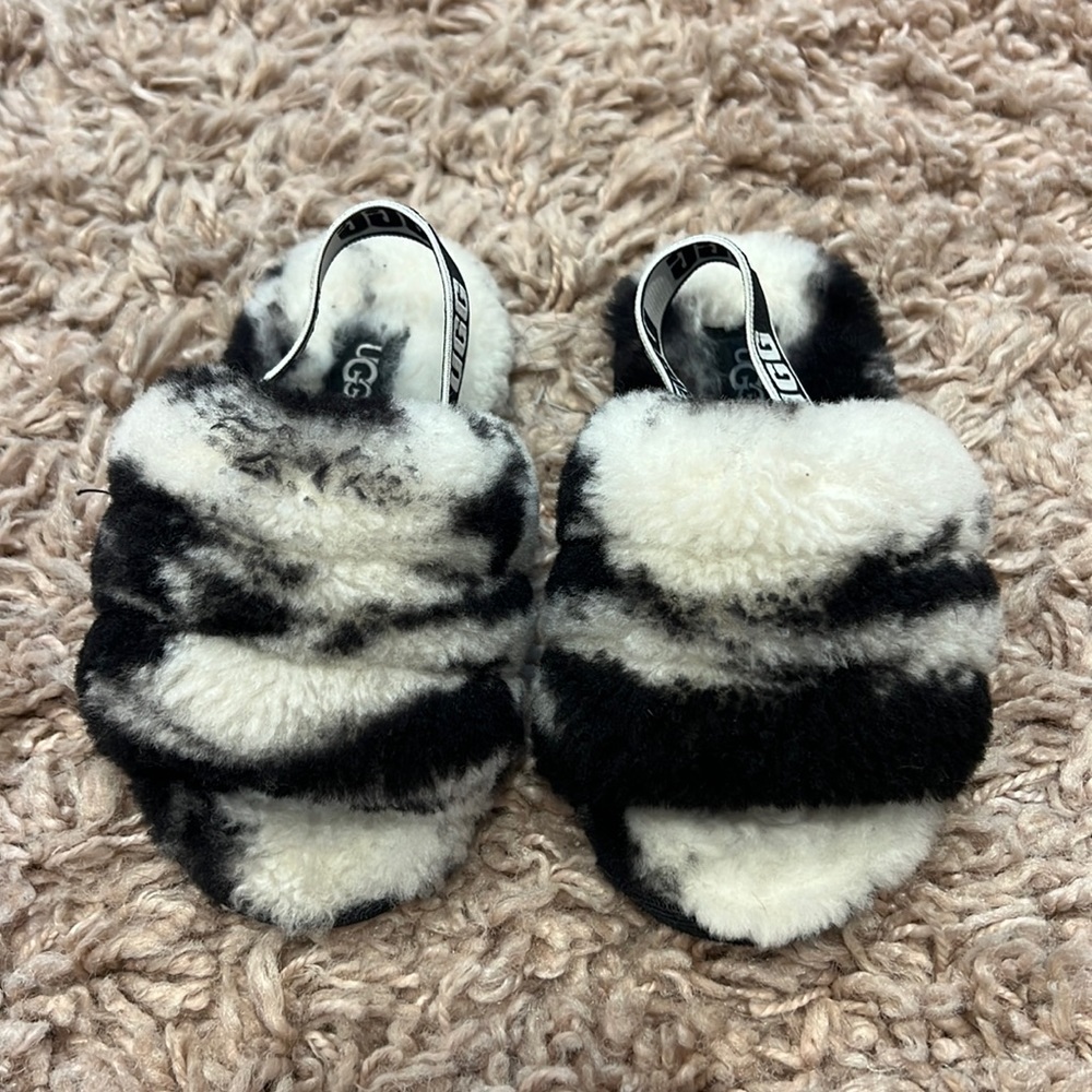 Fluff yeah ugg slippers